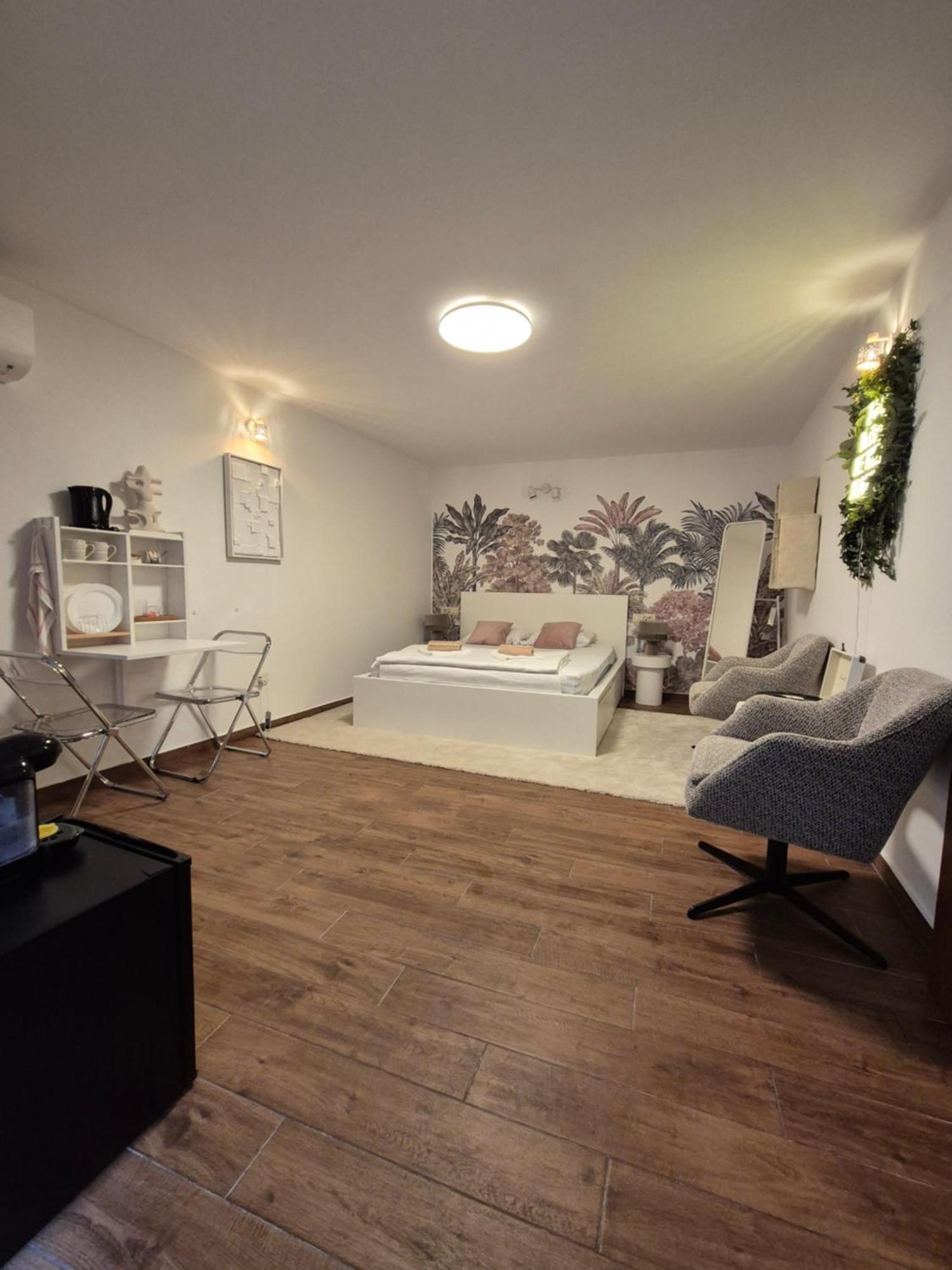 רוביני Studio Noellica מראה חיצוני תמונה